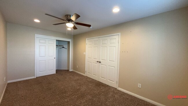 Building Photo - Splendid 5 Bedroom Off Westside Parkway!