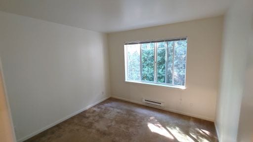 Building Photo - Bothell/Kirkland area 2nd floor 1 bed/1 bath condo with covered parking available by Jan 15th at ...