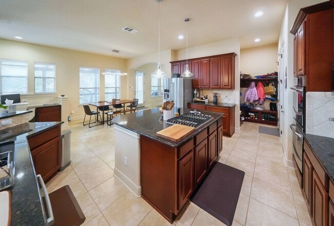 Building Photo - Executive Style Home Now Available in Ston...