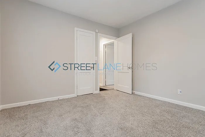 Building Photo - 4202 16th Ave