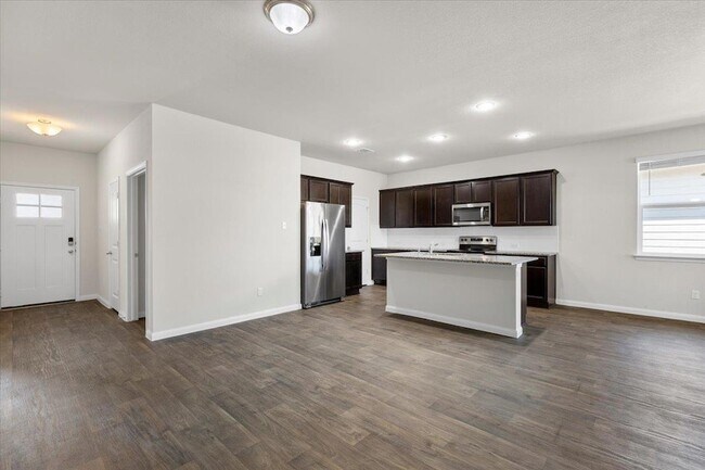 Building Photo - 1033 Ferryman Dr