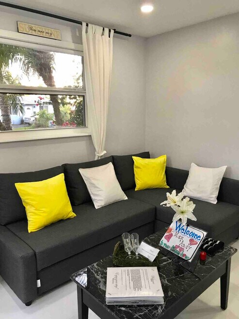 Building Photo - 15061 SW 89th Ct