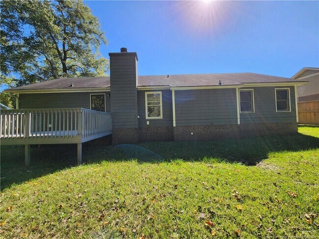 Building Photo - 2908 Rosemeade Dr