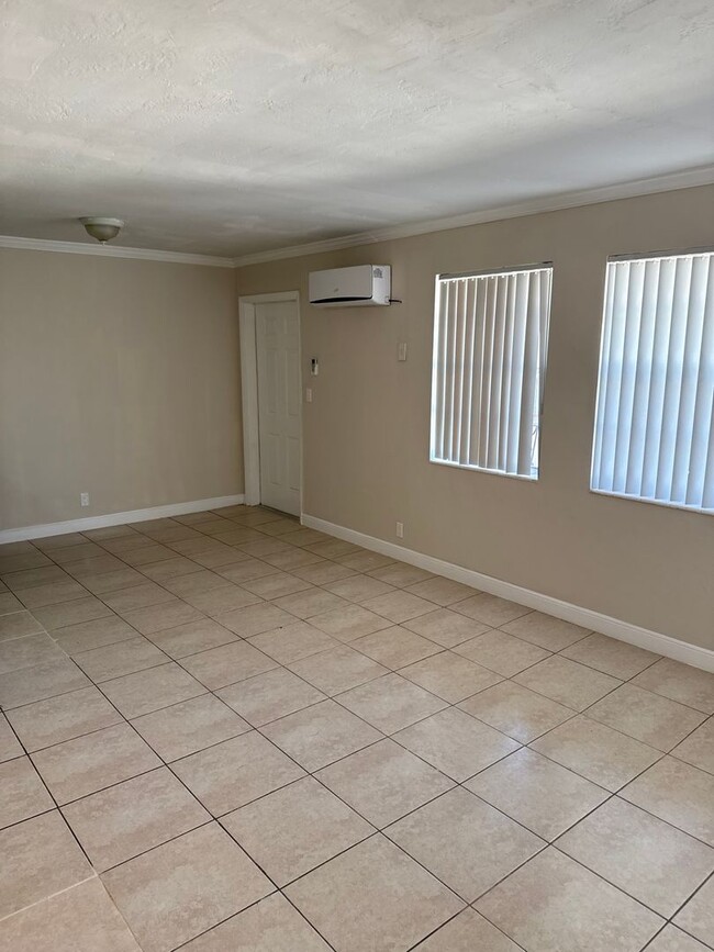 Building Photo - 2b1b For Rent NOW SPECIAL OFFER- Rent Today For Only $1725 per month and one month rent free!