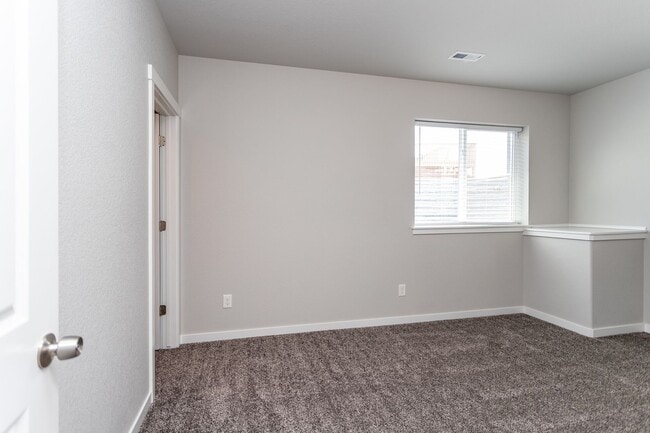 Building Photo - Spacious 5-Bedroom Home with Finished Base...