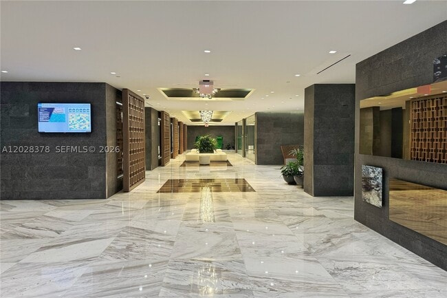 Building Photo - 400 Sunny Isles Blvd
