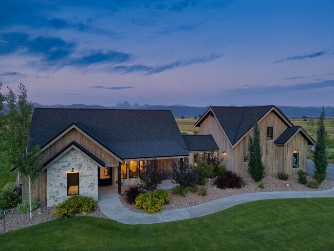 Building Photo - 4742 Heads Up Rd