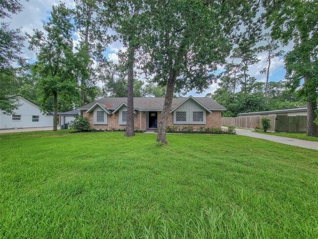 Building Photo - 25911 Maplewood Dr