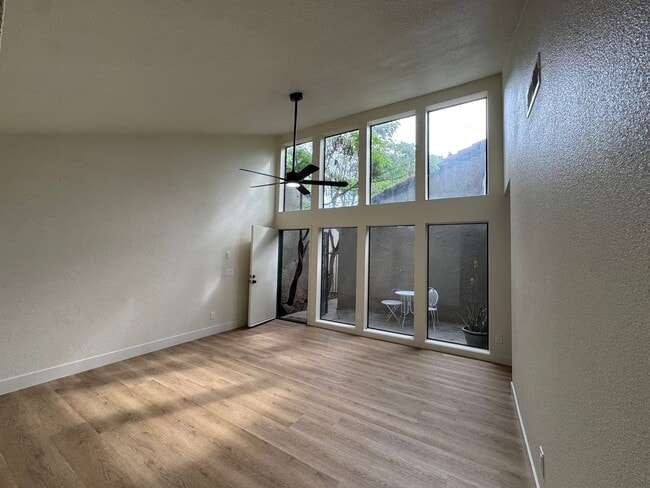 Building Photo - 5965 E Shields Ave