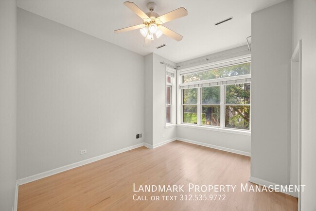 Building Photo - 1546 N Hudson Ave