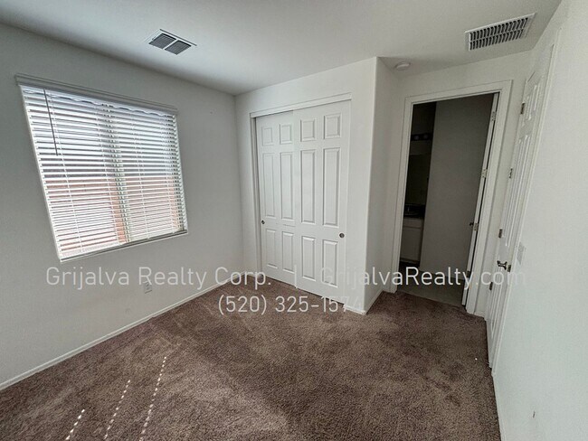 Building Photo - Beautiful 4 Bedroom, 3 Bath Star Valley Ho...