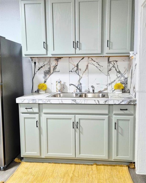 Building Photo - 1040 Randall St