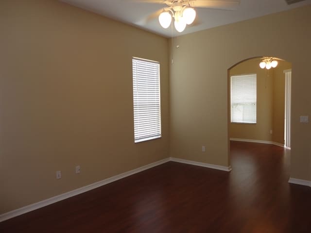 Building Photo - 2770 Spicebush Loop