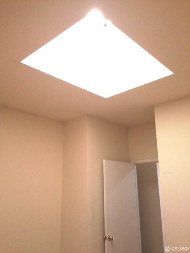 Building Photo - 339 West 51st Street