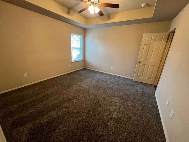 Building Photo - 6316 Lena Dr