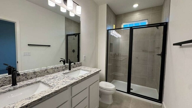 Building Photo - 15244 Groveside Rd