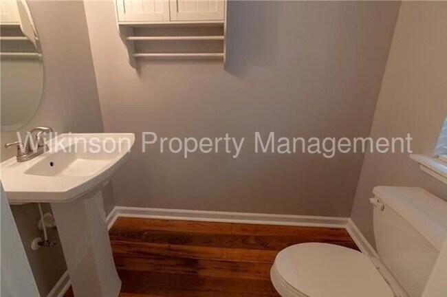 Building Photo - Gorgeous 2Bd/2.5 Bth Townhome in Ballantyne