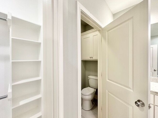 Building Photo - Available Now! Stunning 3 Bedroom 2 Bath i...