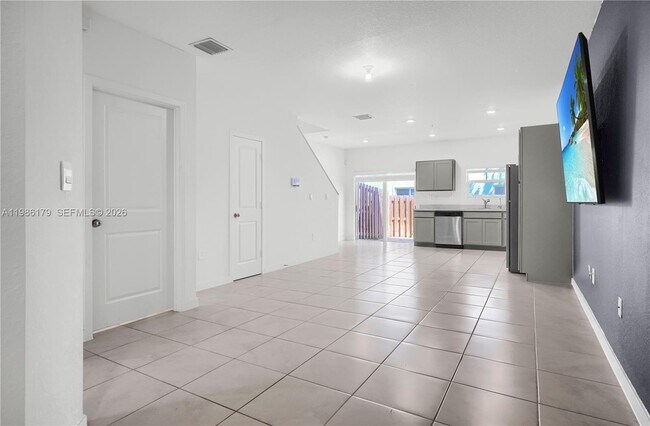 Building Photo - 149 NE 3rd St