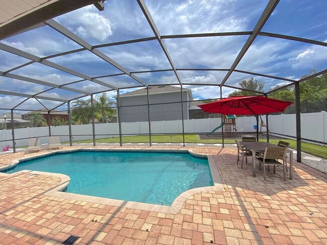 Building Photo - Lake Nona Pool Home for Rent 4bed 3 bath