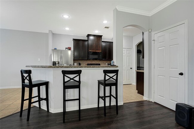 Building Photo - 13202 Chanel Dr