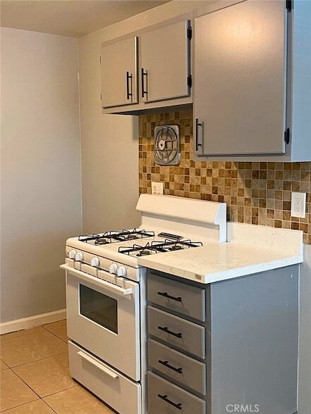 Building Photo - 811 Orchid Ct