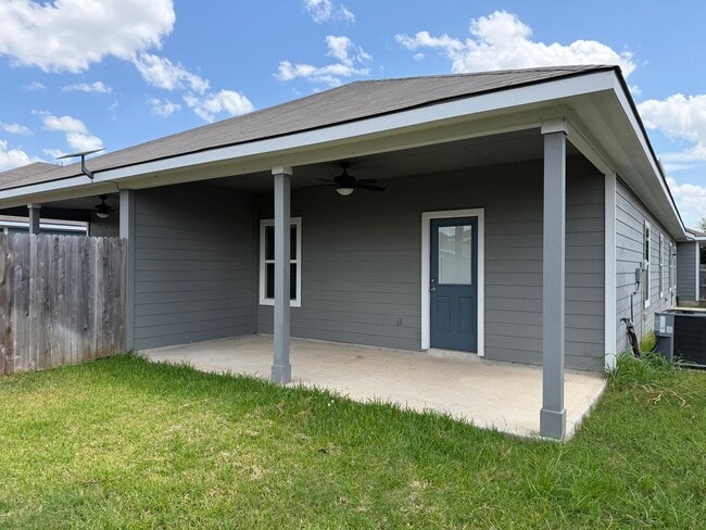 Building Photo - 616 Ashers Pl