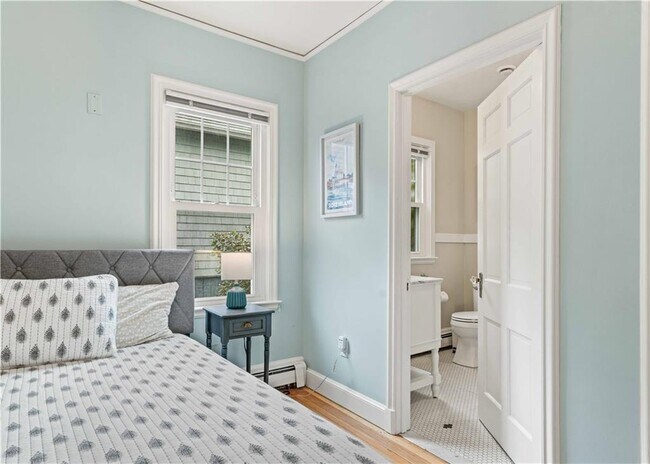 Building Photo - 112 Esplanade