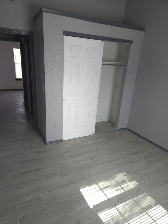 Building Photo - 14509 Encantado Dr