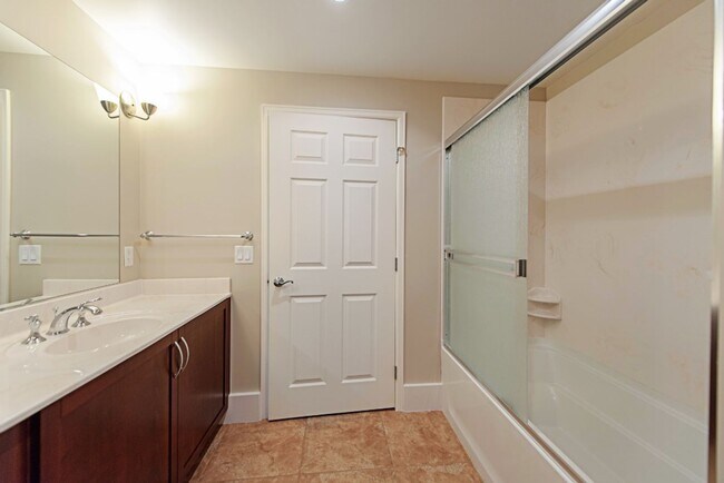 Building Photo - 150 Las Vegas Blvd N
