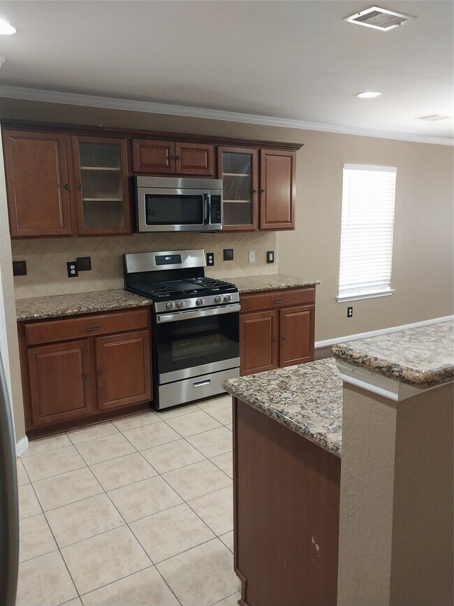 Building Photo - 7914 Tilbury Woods Ln