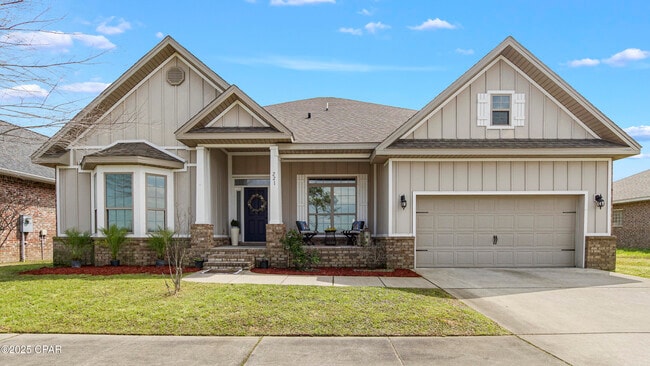 Primary Photo - 221 S Shoreview Dr