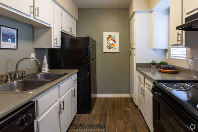 Interior Photo - Azul Apartments