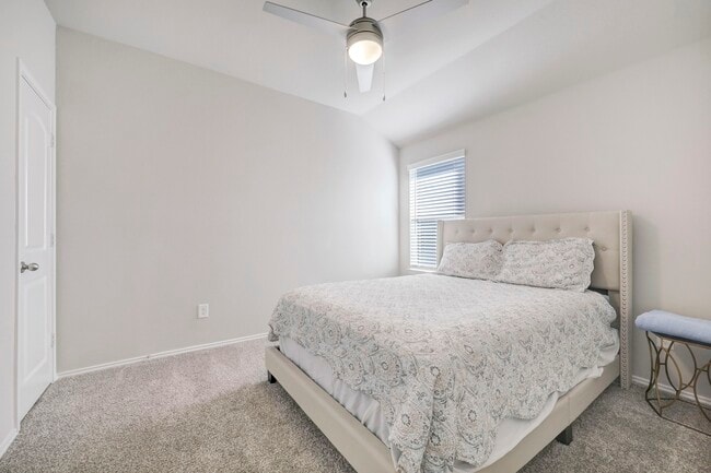 Building Photo - 4306 Isoletta Ct