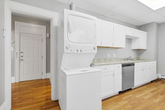 Building Photo - 1427 9th Ave