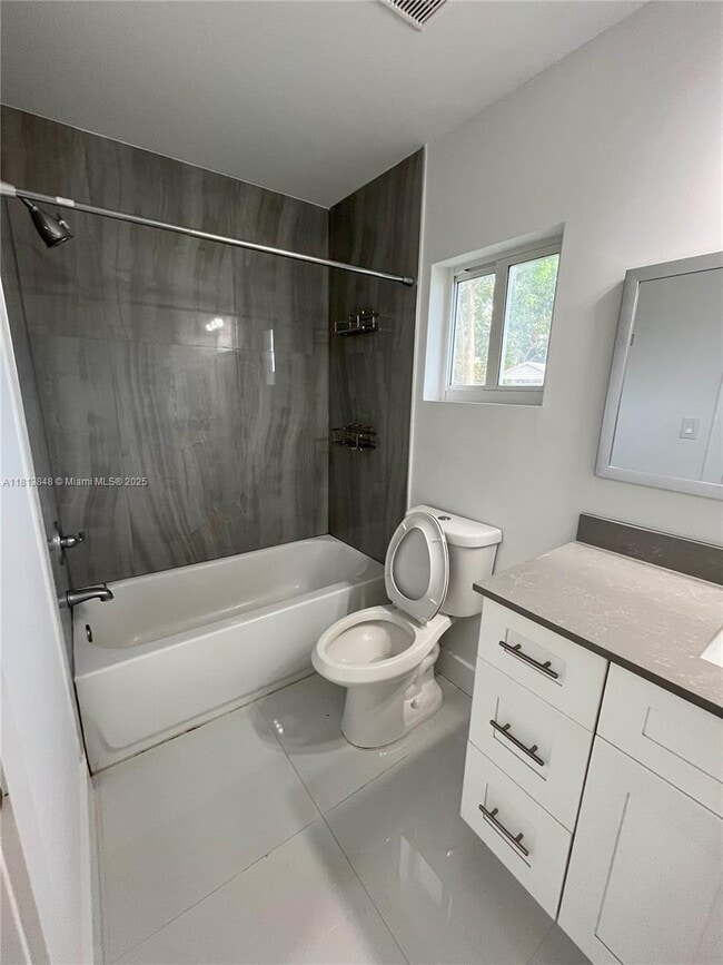 Building Photo - 29905 SW 149th Ct