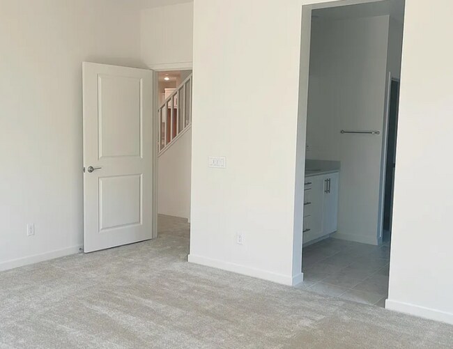 Building Photo - 20066 Sunburst Ct