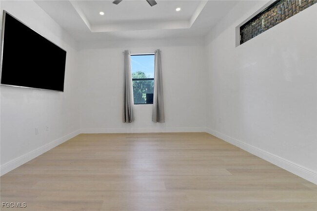 Building Photo - 3807 27th St SW