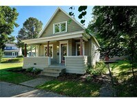 Building Photo - 894 23rd Ave SE