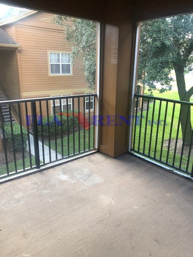 Building Photo - Application pending***Do Not Apply***Spacious 2/2 Condo in Sable Point within gated community