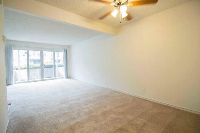 Building Photo - Kenwal Apartments