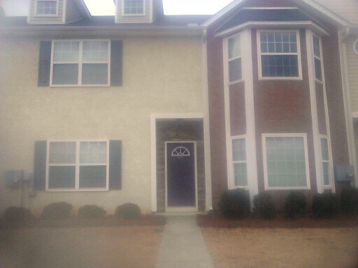 Building Photo - 8651 Thomas Rd