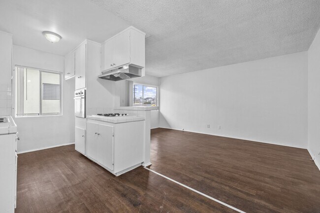 Building Photo - 3247-55 Santa Ana St