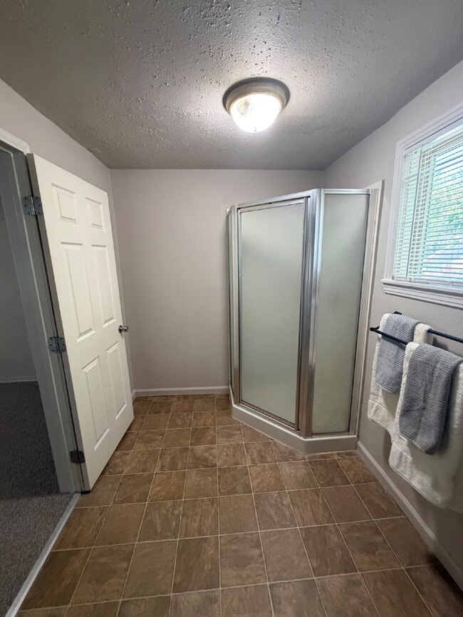 Building Photo - 2650 1/2 3rd Ave – Back unit-ADU | Merced, CA