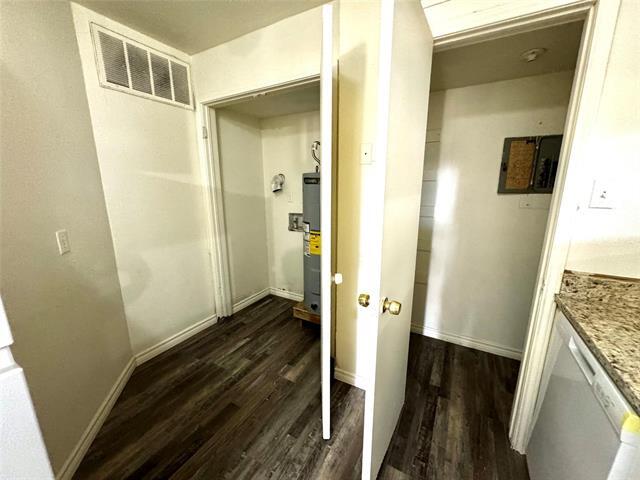 Building Photo - 3524 W Buckingham Rd