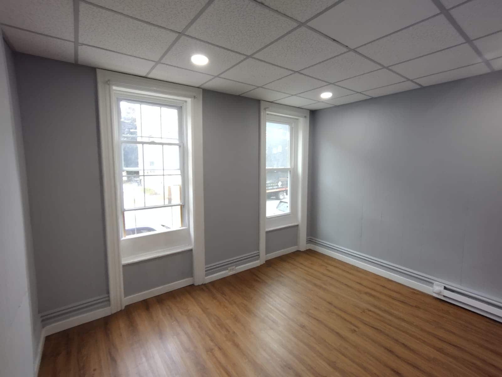 Building Photo - 3159 6th Ave