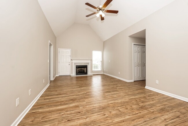 Building Photo - 3608 Rutherford Dr