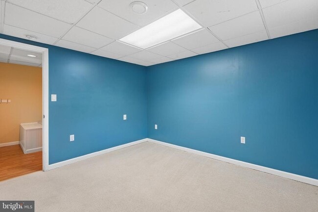 Building Photo - 8109 Broadview Dr