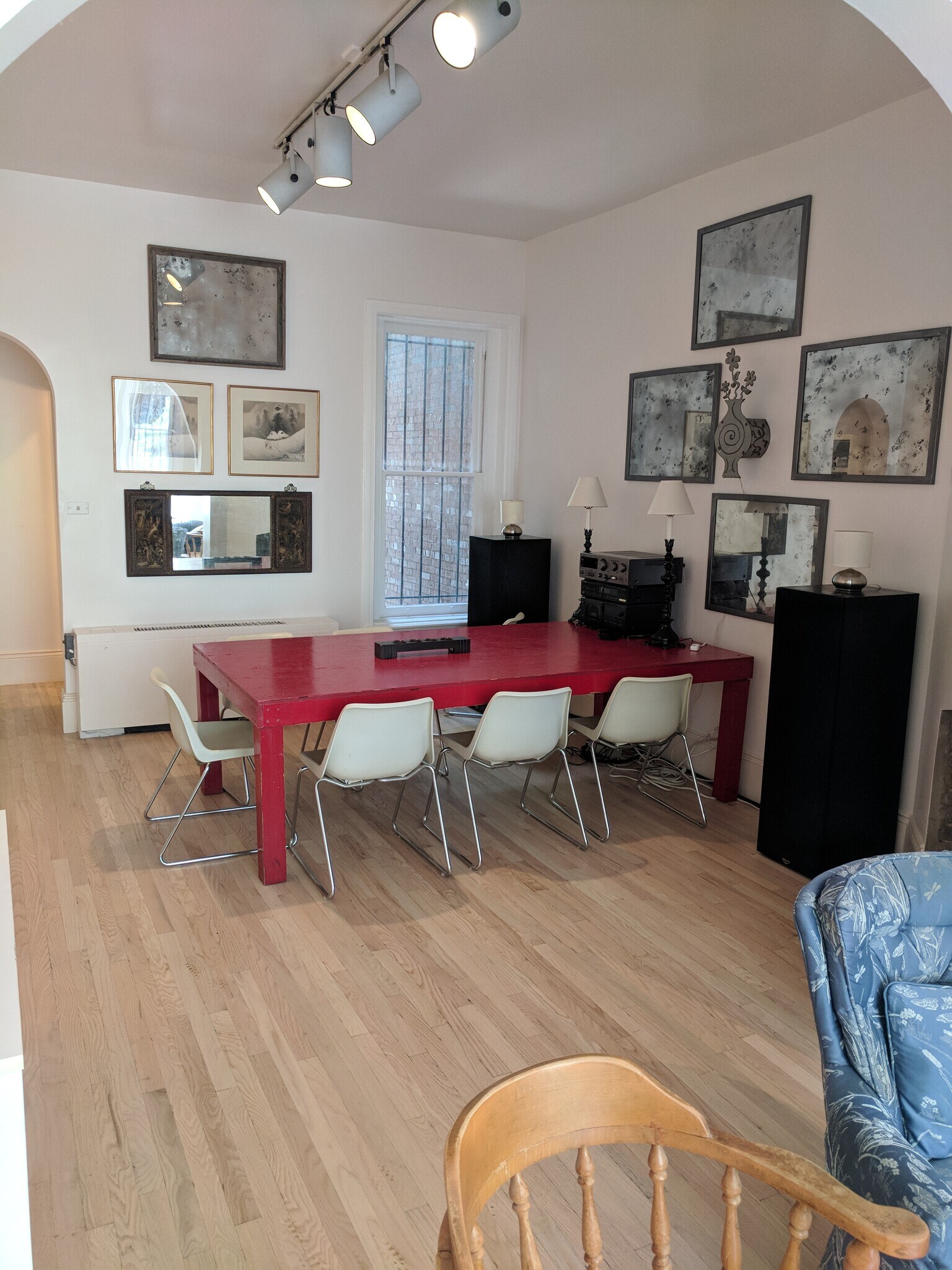 Building Photo - 1837 R St NW