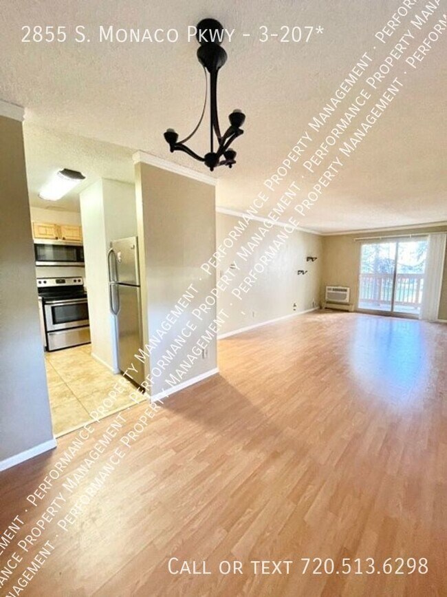 Building Photo - Plaza De Monaco Condo